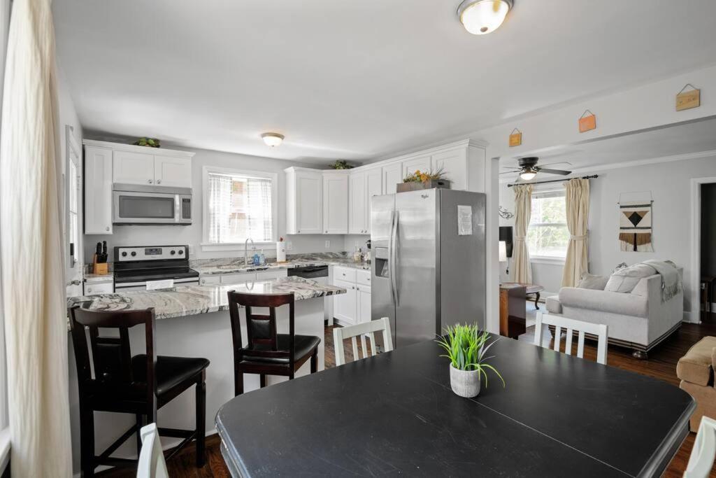 Private House + Yard Central Location To All Rva Richmond Eksteriør billede