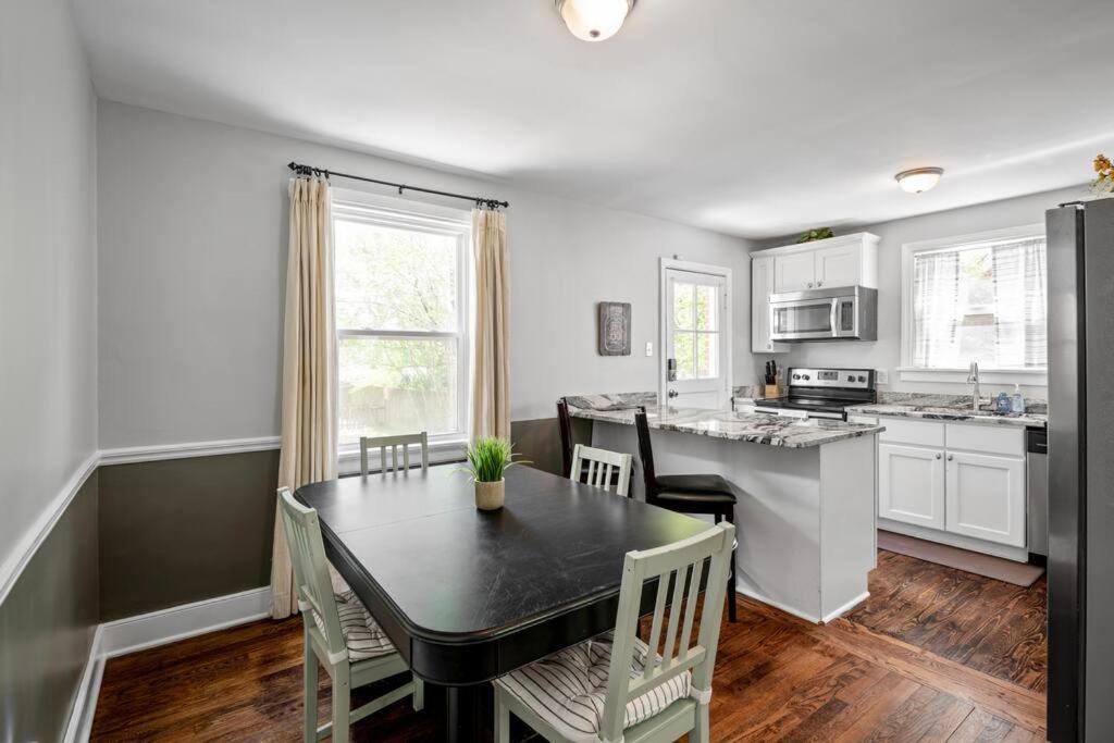 Private House + Yard Central Location To All Rva Richmond Eksteriør billede